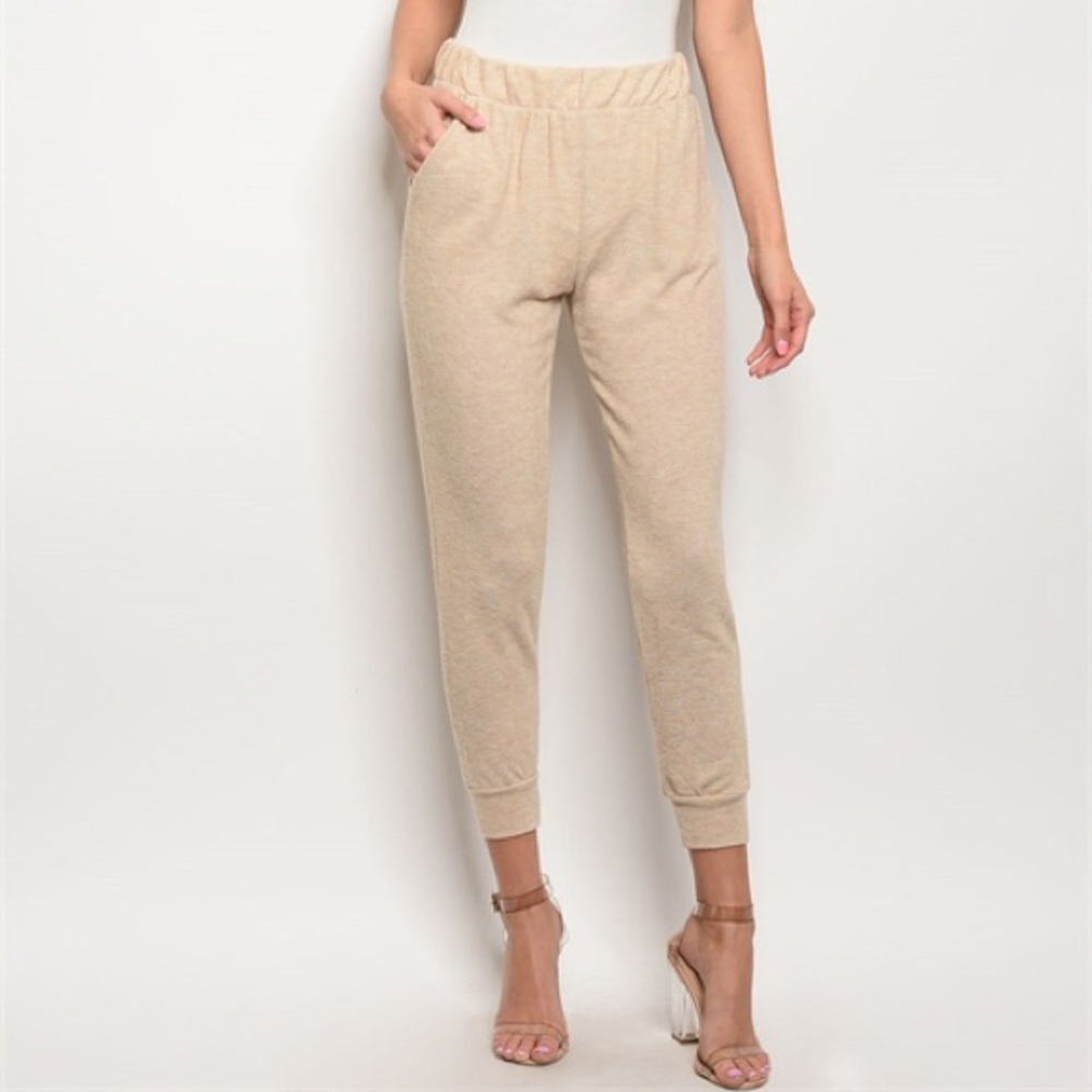 ☀️4/$20 Sale!! Beige jogger pants